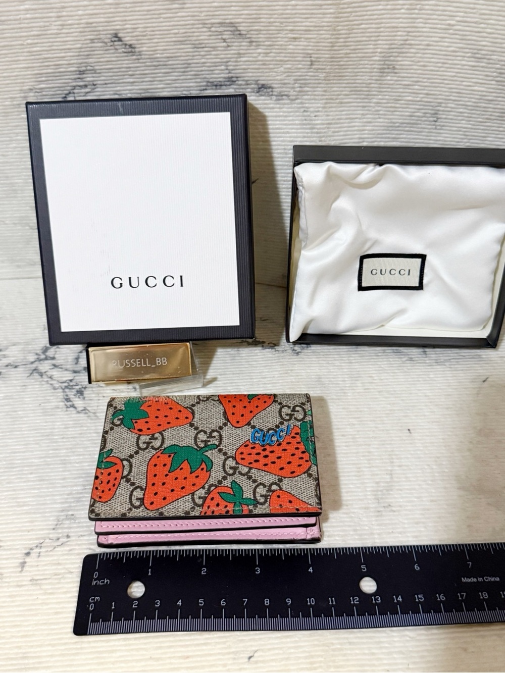 Gucci GG Supreme Strawberry Print Card Case Wallet with COA - Picture 16 of 17
